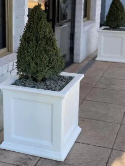 Fairfield Self-Watering Square Planter, 20” X 20” -Green Haven Shop 39 618 213V tif