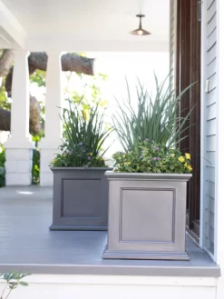 Fairfield Self-Watering Square Planter, 20” X 20” -Green Haven Shop 39 618 5545 tif